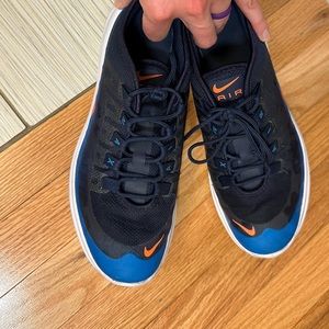 Boys Nike size 6 shoes